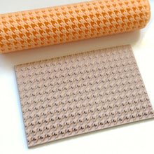 Load image into Gallery viewer, Houndstooth Texture Roller
