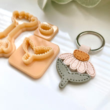 Load image into Gallery viewer, Half Daisy Stitch Keychain Set
