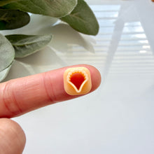 Load image into Gallery viewer, Petal W (Micro)

