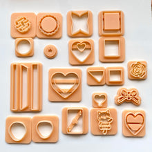 Load image into Gallery viewer, Valentine&#39;s 2026 Cutter Bundle of 14 (20 Items)
