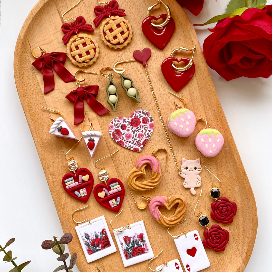 Valentine's 2026 Cutter Bundle of 14 (20 Items)