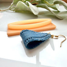 Load image into Gallery viewer, Folded Strip Denim Dupe
