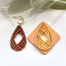 Load image into Gallery viewer, Teardrop Wrapped Rattan
