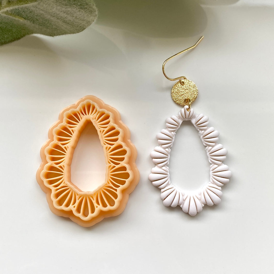 Teardrop Shell Bezel – Cutterglobe