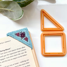 Load image into Gallery viewer, Basic Stitch Corner Bookmark
