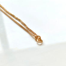 Load image into Gallery viewer, Box Middle Rings Necklace Chain (1 pc)
