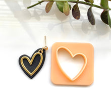 Load image into Gallery viewer, Asymm Flat Heart Charm (10 pcs) *PRE-ORDER*
