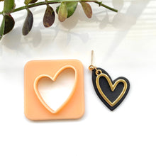 Load image into Gallery viewer, Asymm Flat Heart Charm (10 pcs) *PRE-ORDER*
