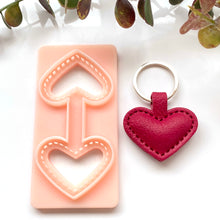 Load image into Gallery viewer, Simple Heart Stitch Keychain
