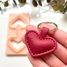 Load image into Gallery viewer, Simple Heart Stitch Keychain
