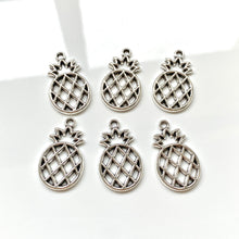 Load image into Gallery viewer, Pineapple Bezel Charm (10 pcs) | SILVER
