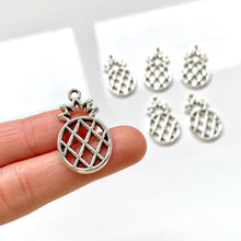 Load image into Gallery viewer, Pineapple Bezel Charm (10 pcs) | SILVER
