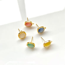 Load image into Gallery viewer, Shell Effect Gold Rim Post (10 pcs)
